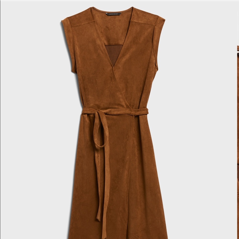 Banana republic vegan suede wrap dress in green. Size 6. NWT - Picture 4 of 7